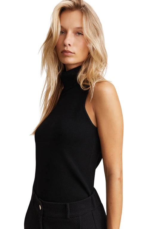 Olly Sleeveless Turtleneck