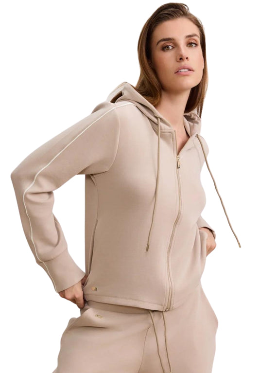 Lara Zip Up